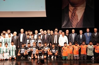 Belediyespor'dan 3 Kupa Birden